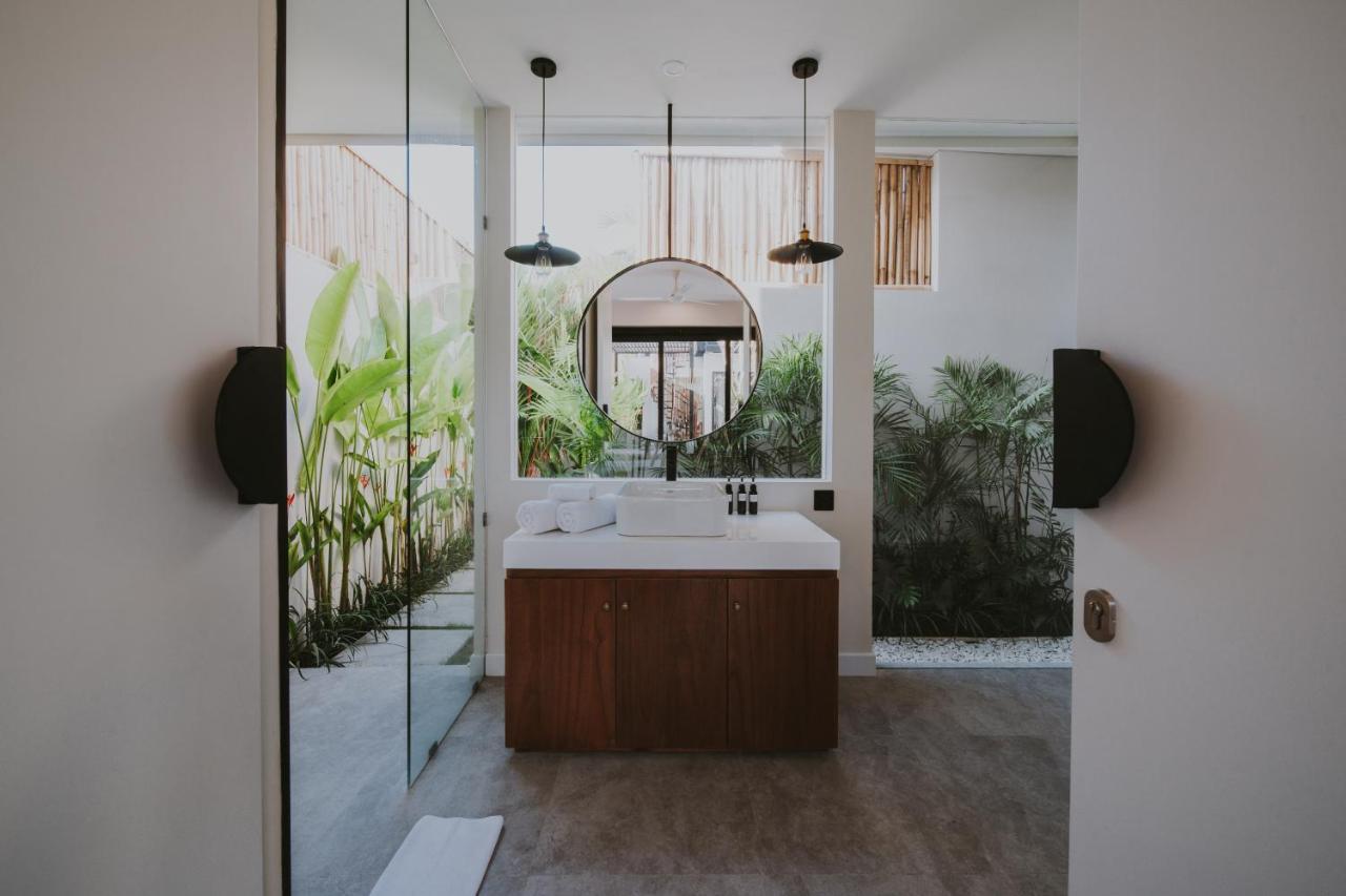 New 4 Bedroom 5 Min Walk To Berawa Beach Enclosed Livng Canggu Kültér fotó