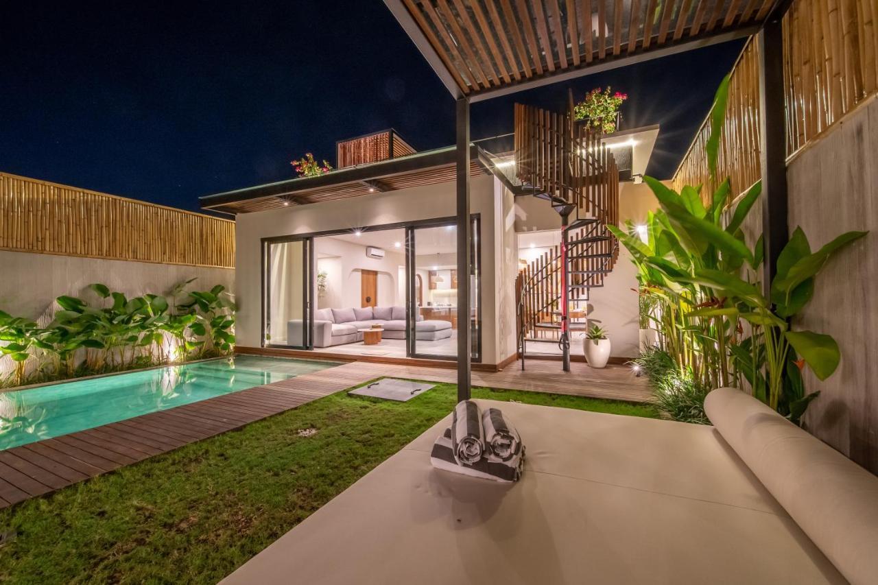New 4 Bedroom 5 Min Walk To Berawa Beach Enclosed Livng Canggu Kültér fotó
