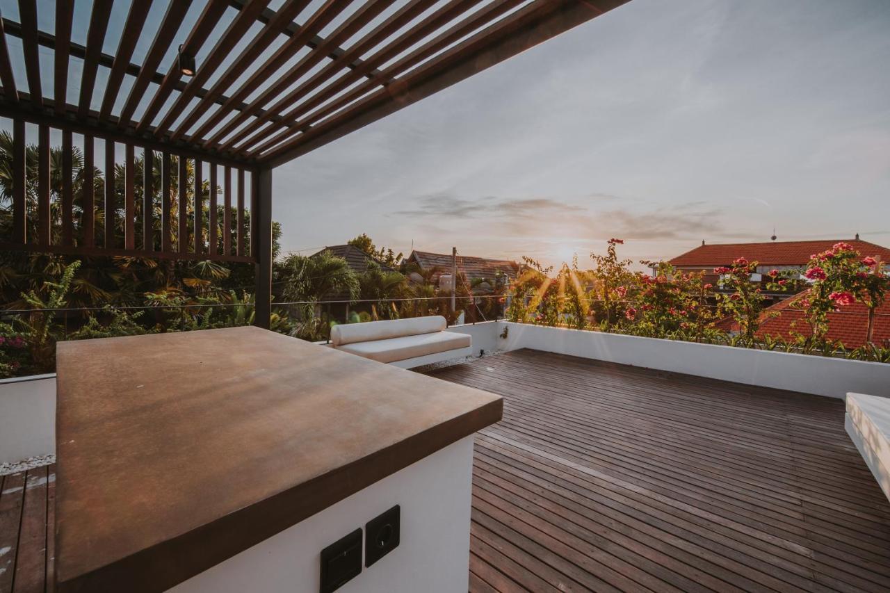 New 4 Bedroom 5 Min Walk To Berawa Beach Enclosed Livng Canggu Kültér fotó